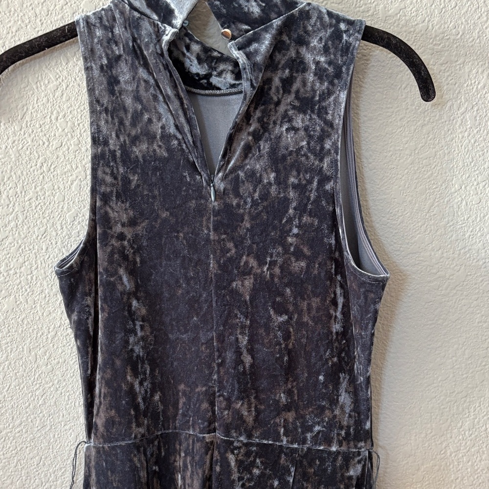Forever 21 blue, crushed velvet sleeveless pantsuit - Picture 2 of 5
